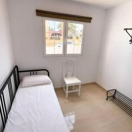 Beachside Eter With Private Pool, Bbq & Fast Wifi Villa Corralejo