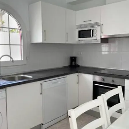 Beachside Eter With Private Pool, Bbq & Fast Wifi